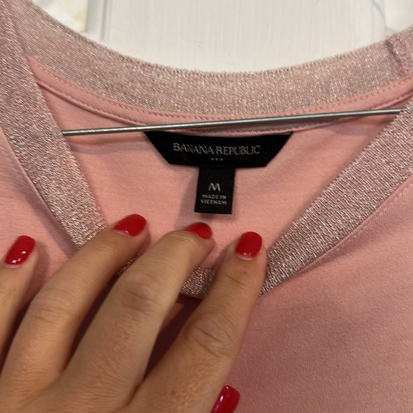 Banana Republic pink top with sparkle neckline band size medium - Picture 3 of 3
